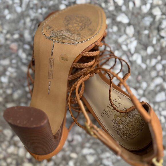 Vince Camuto Braided Leather Block Heel Sandals Tan Size 7M Boho Chic - Picture 6 of 7
